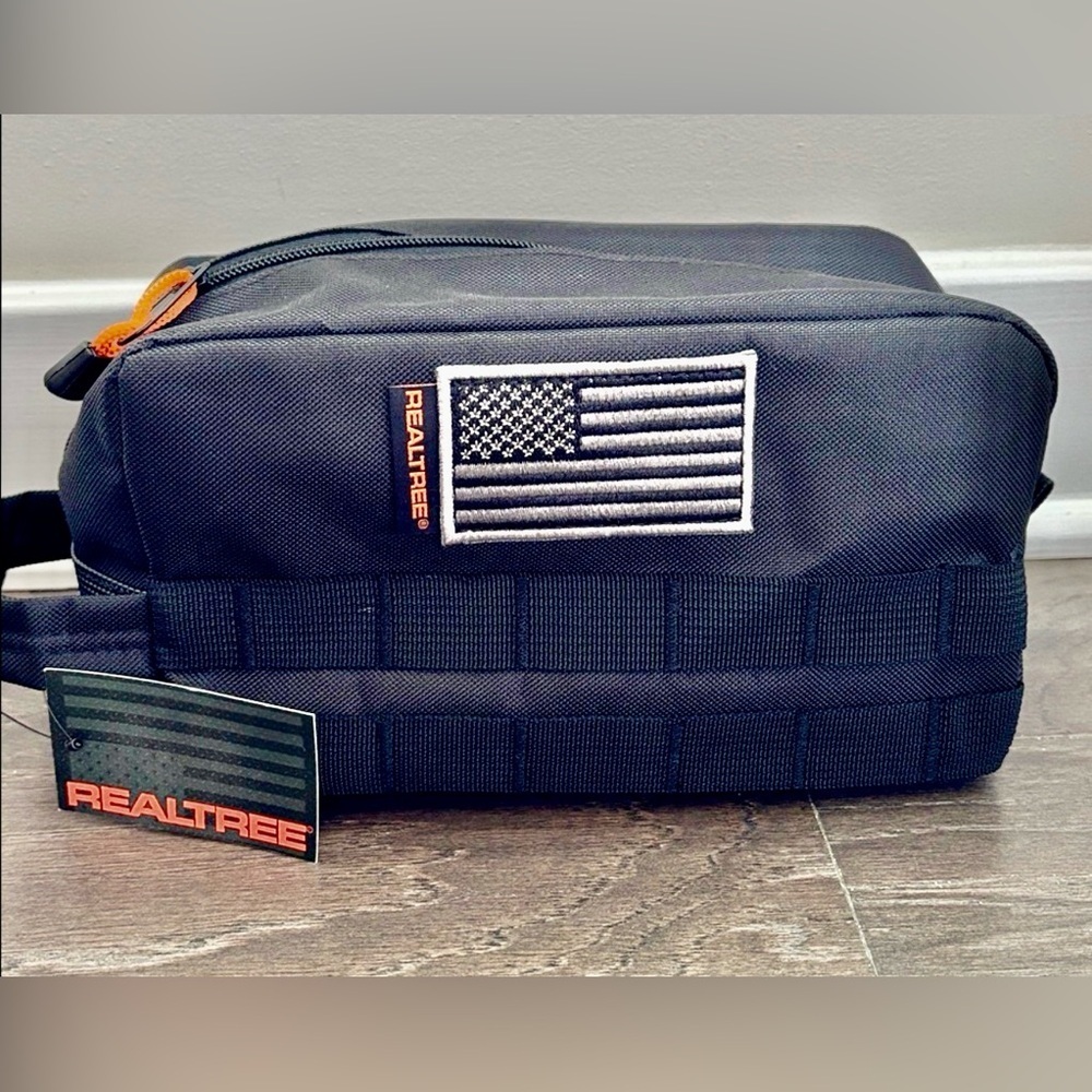 Realtree Tactical Travel,durable,water/slip resist,water resist inside,zip top